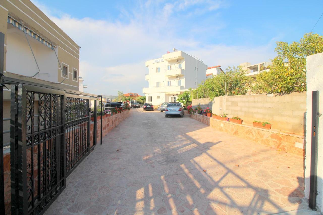 Emerald Inn Ksamil Exterior photo