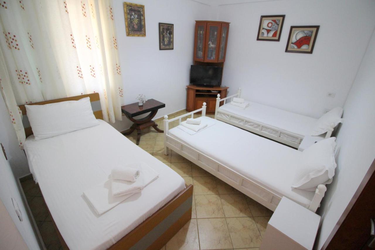 Emerald Inn Ksamil Exterior photo