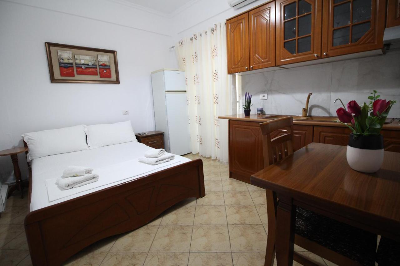 Emerald Inn Ksamil Exterior photo